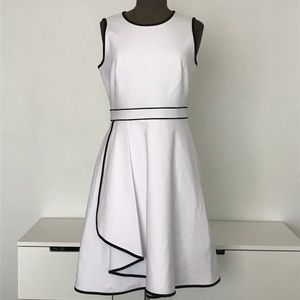 NWT Calvin Klein White and Black Fit And Flare